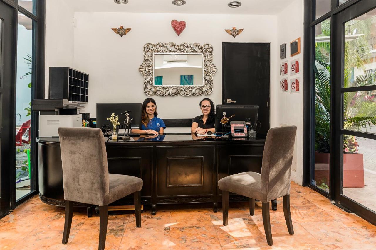 Casa Ticul Hotel Boutique - 5Th Ave (Adults Only) Playa del Carmen Eksteriør billede Reception at the clinic