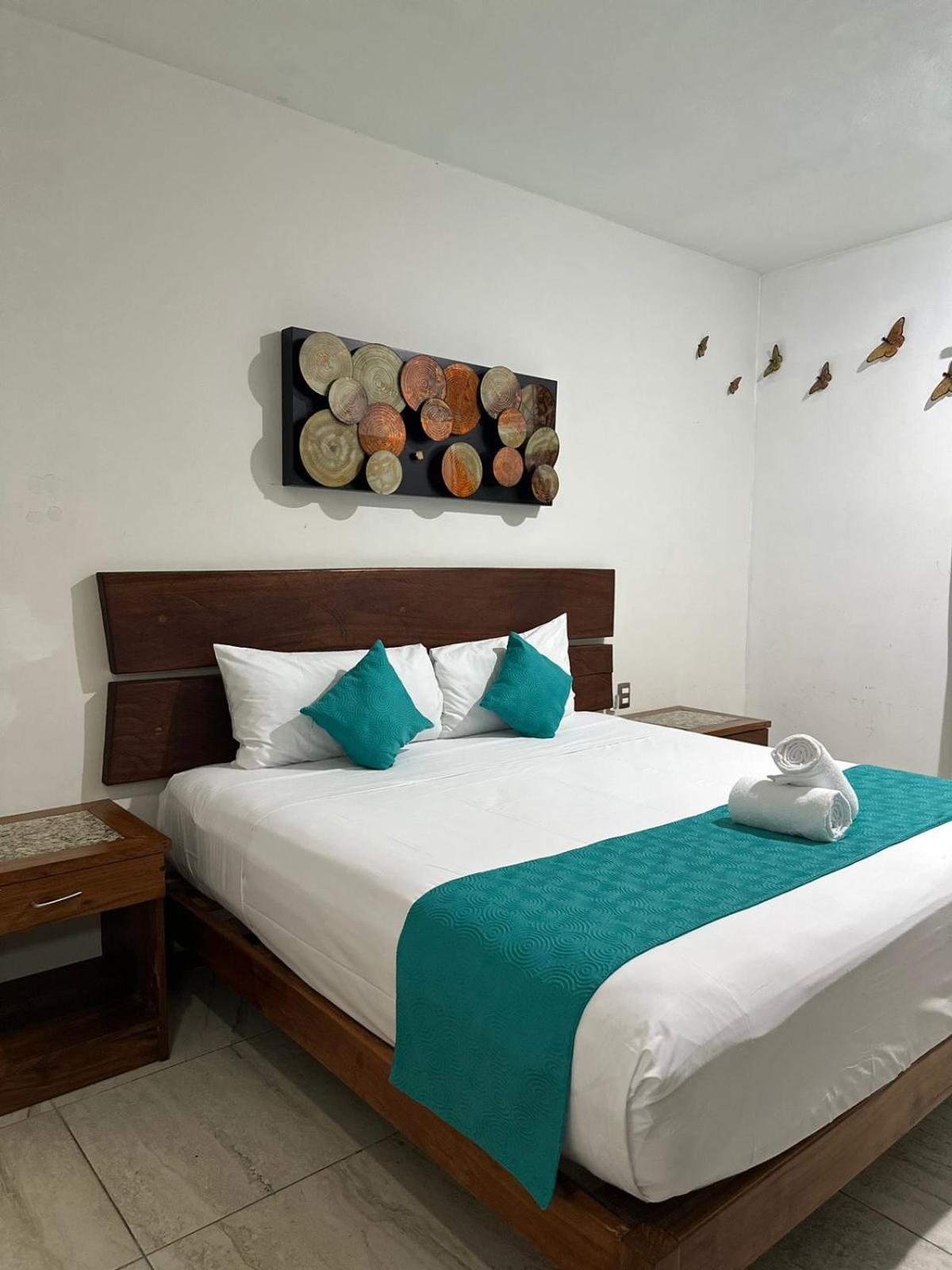 Casa Ticul Hotel Boutique - 5Th Ave (Adults Only) Playa del Carmen Eksteriør billede A bedroom at the hotel